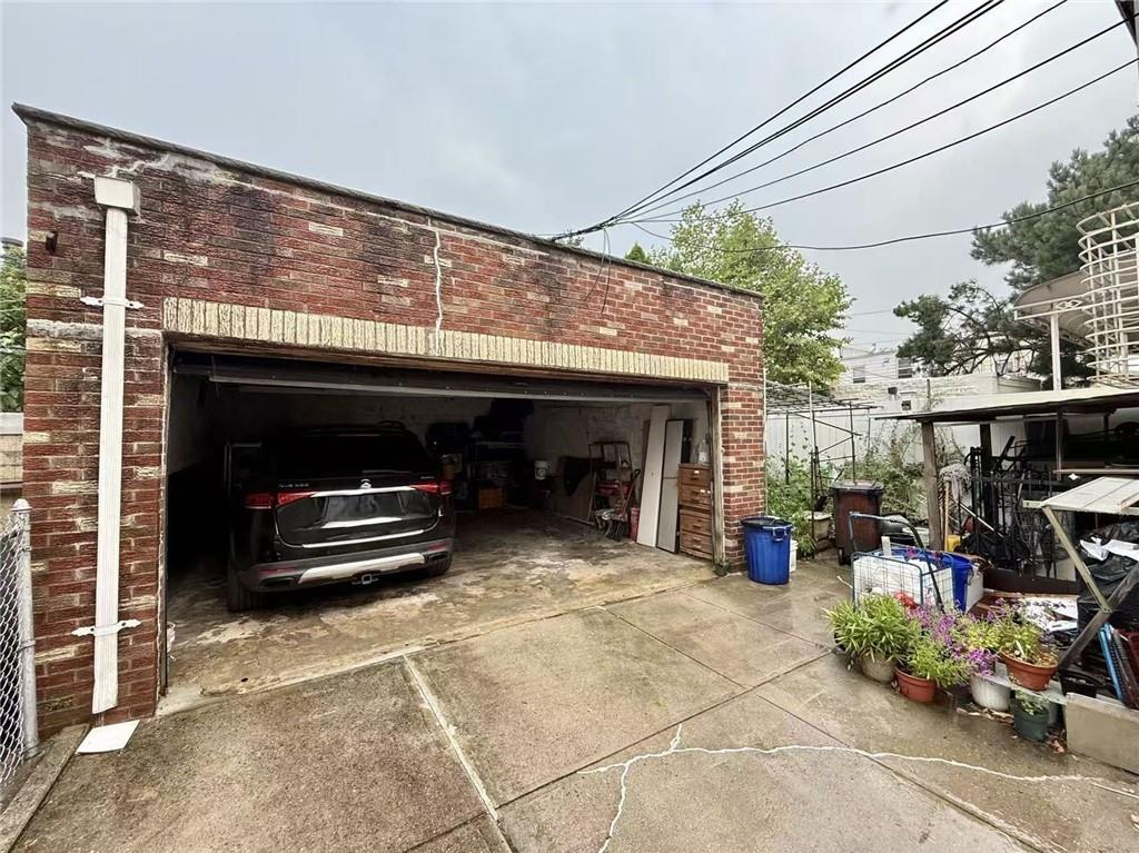1716 71st Street Property Photo 8