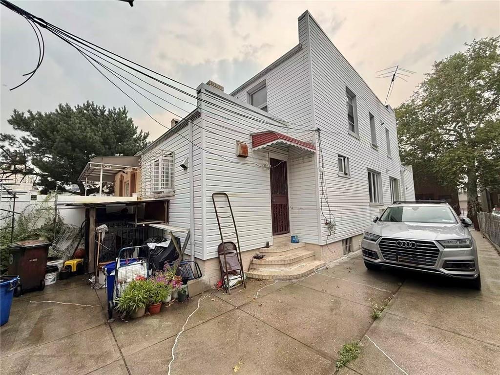 1716 71st Street Property Photo 9