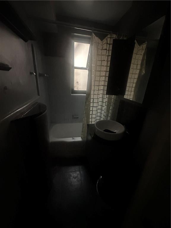 208 East 70th Street 6e Property Photo 2