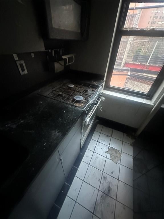 208 East 70th Street 6e Property Photo 3