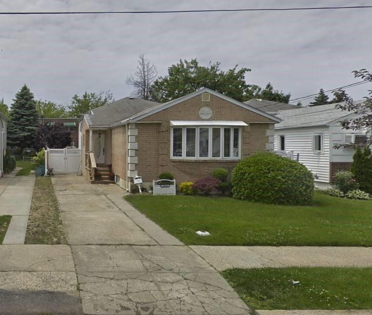 1324 East 101th Street Property Photo 1