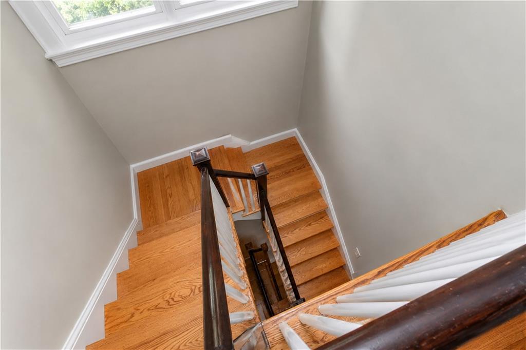 7724 Ridge Boulevard Property Photo 30