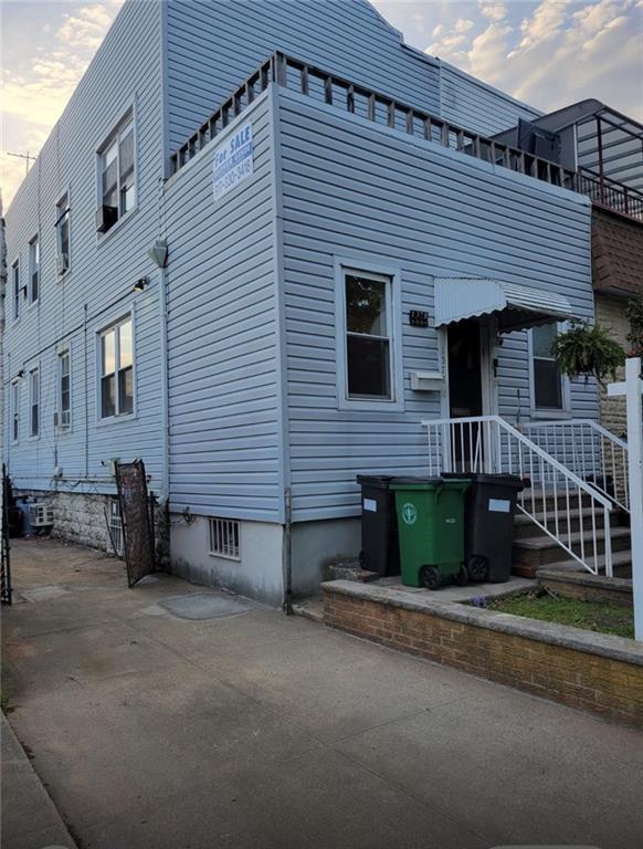 1378 East 5th Street Property Photo 1