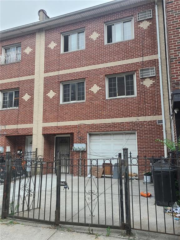 404 East 21st Street Property Photo 1