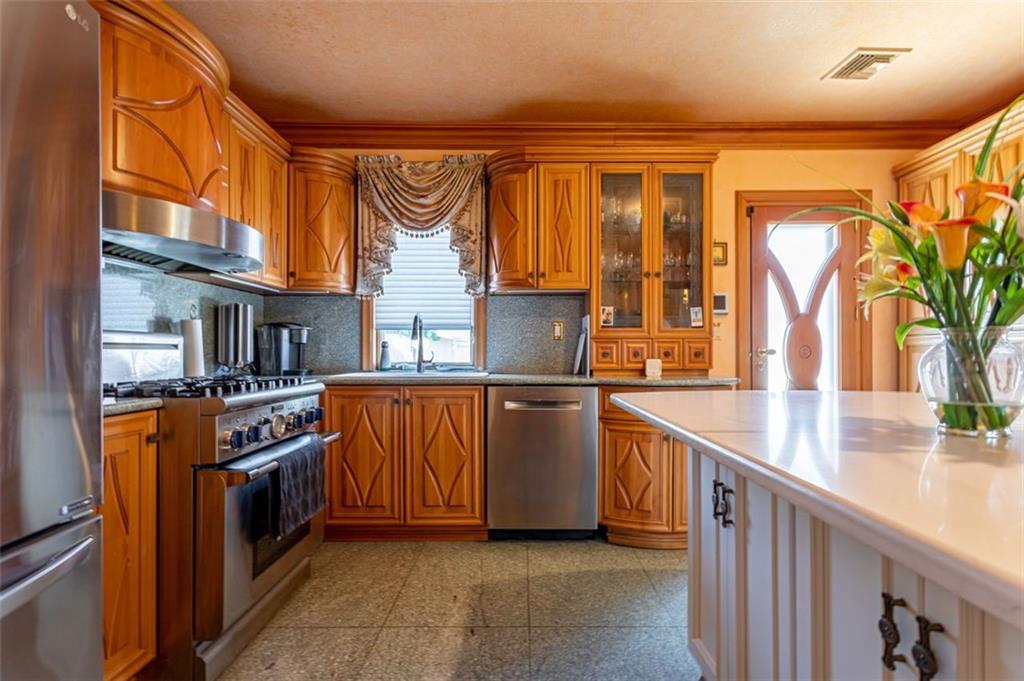 1068 82nd Street Property Photo 13