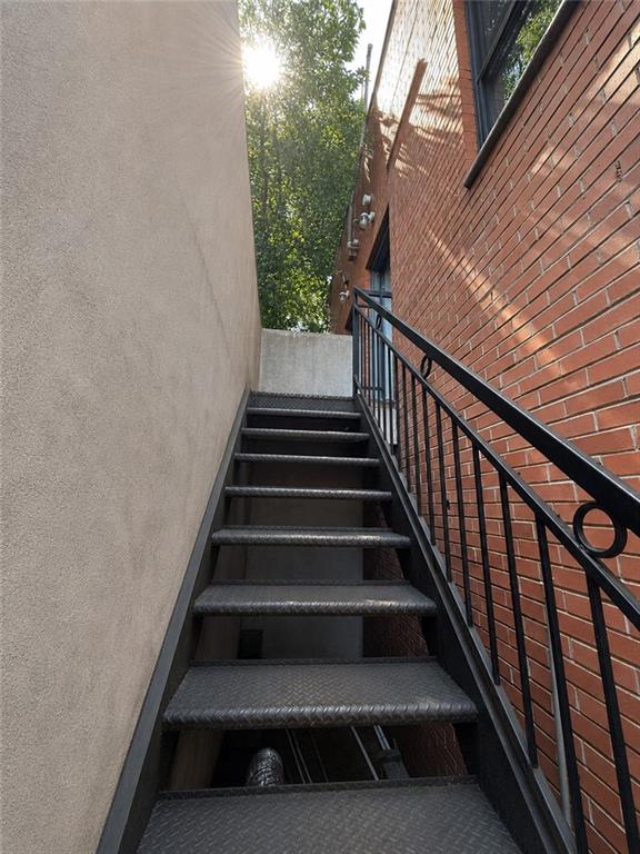 835 55th Street Property Photo 2