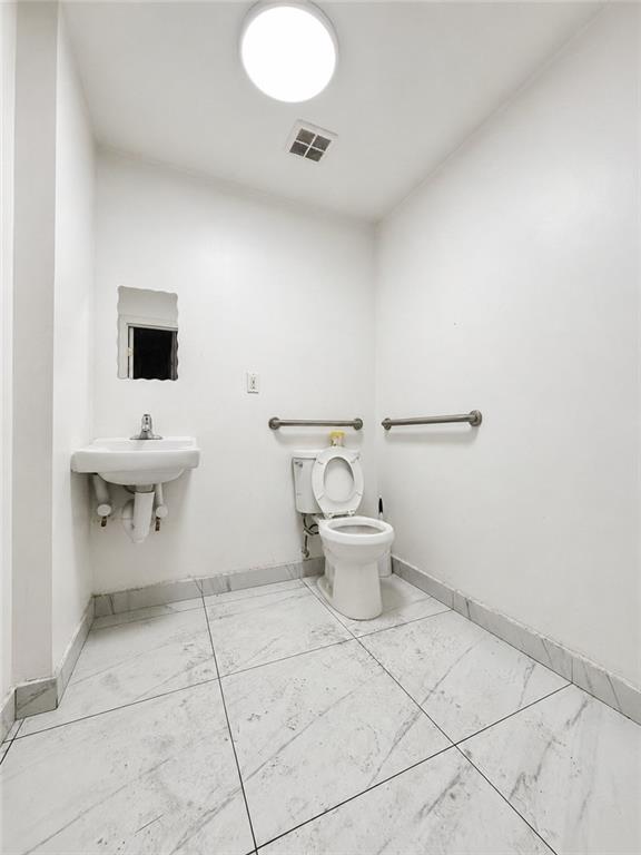 835 55th Street Property Photo 11
