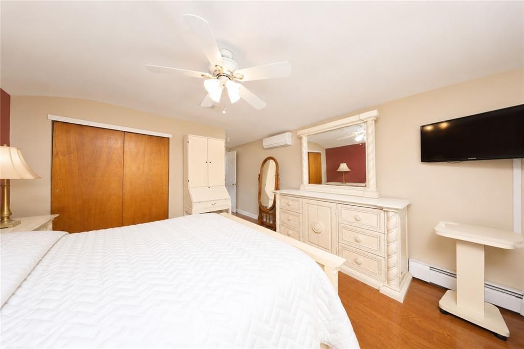 220 Slater Boulevard Property Photo 16
