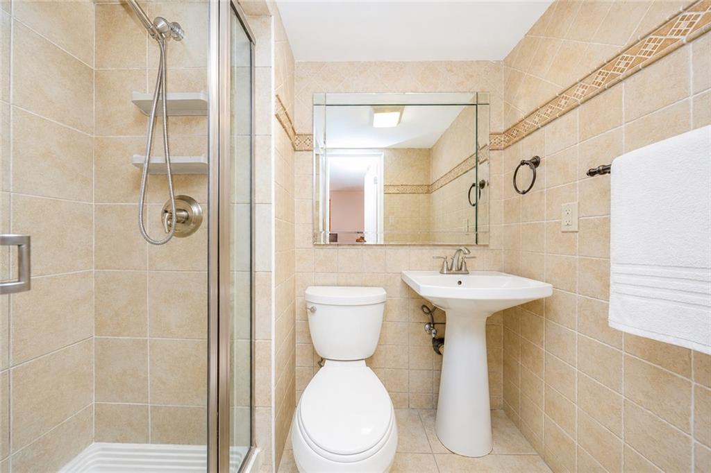 220 Slater Boulevard Property Photo 18