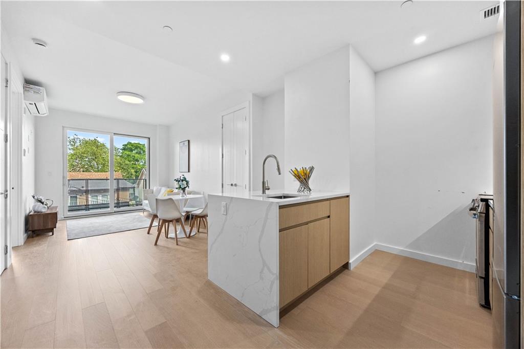 2183 Ocean Avenue 4a Property Photo 1