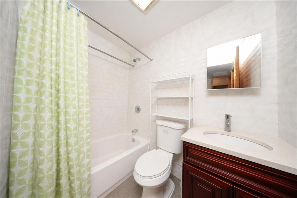 664 51st Street 2a Property Photo 10