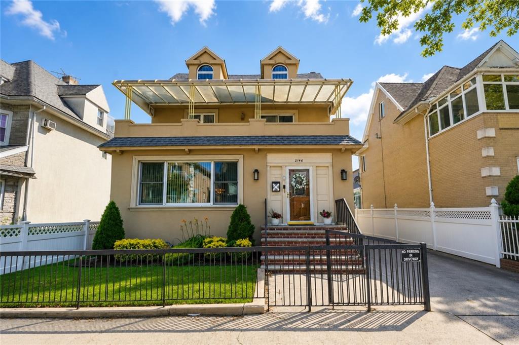 2146 80th Street Property Photo 2