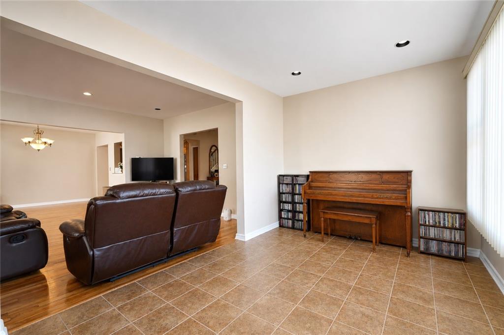 2146 80th Street Property Photo 10