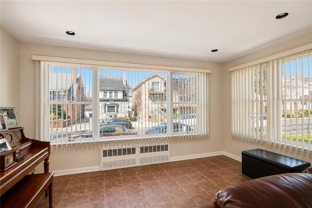 2146 80th Street Property Photo 11