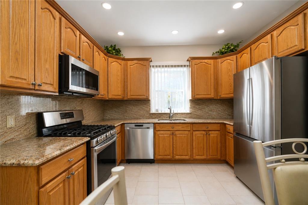 2146 80th Street Property Photo 17