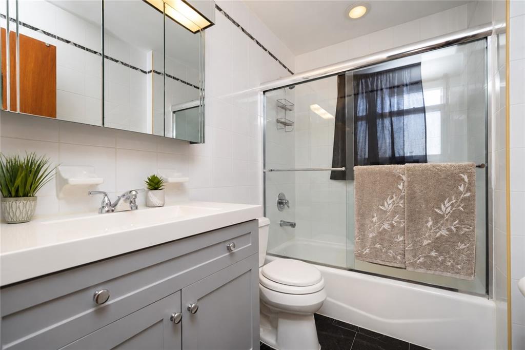 2146 80th Street Property Photo 19