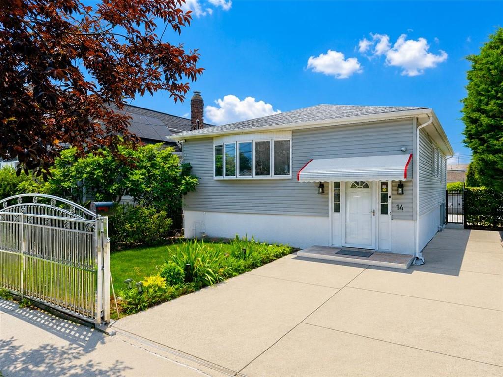 14 Mclaughlin Street Property Photo 2