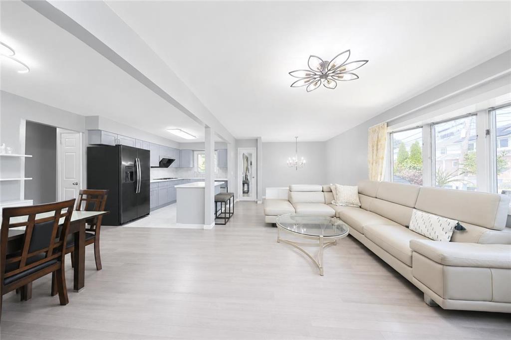 14 Mclaughlin Street Property Photo 6