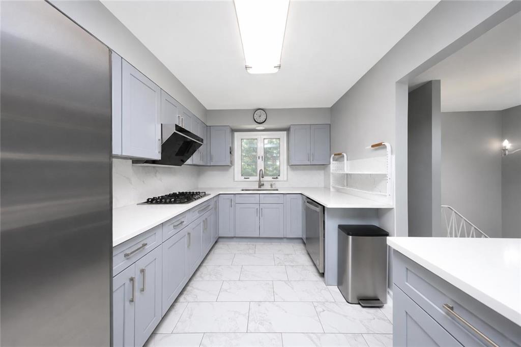 14 Mclaughlin Street Property Photo 8