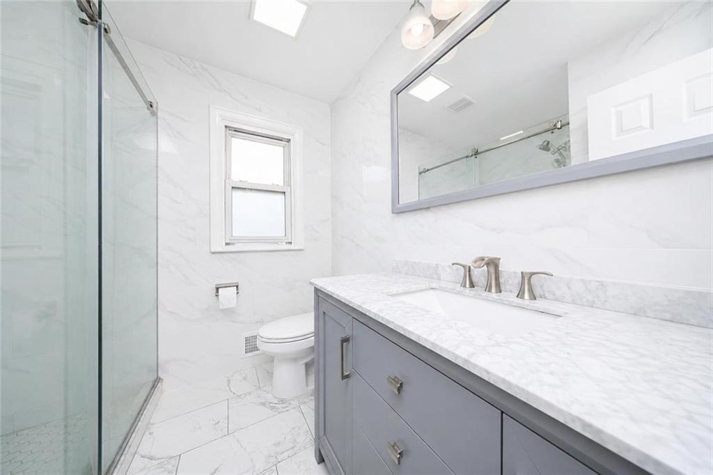 14 Mclaughlin Street Property Photo 11