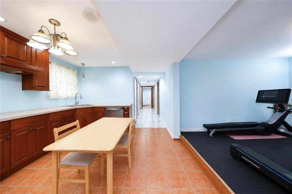14 Mclaughlin Street Property Photo 16