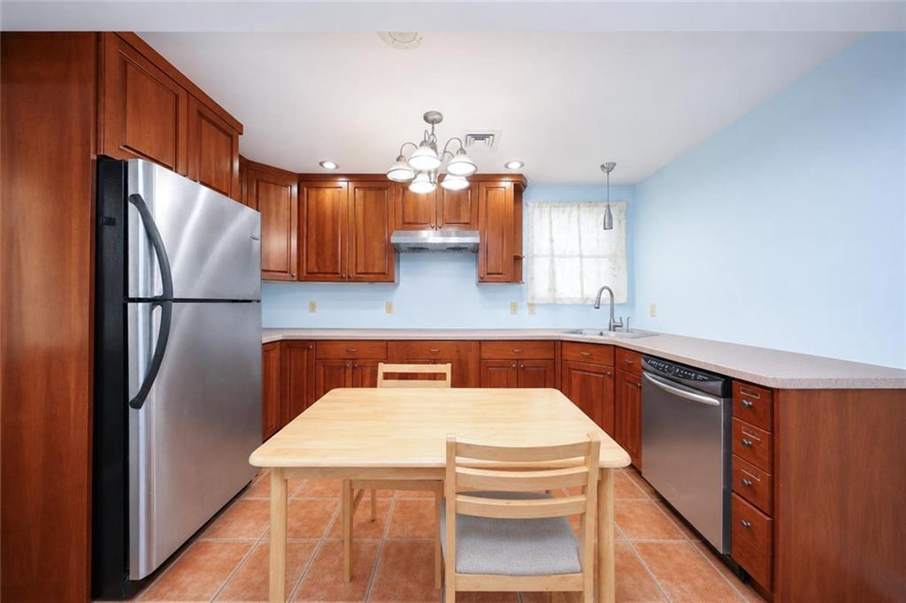 14 Mclaughlin Street Property Photo 17
