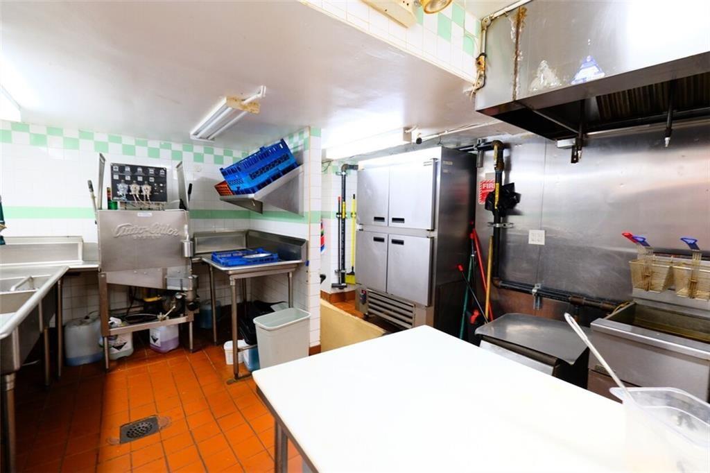 358 West 23rd Street Property Photo 11
