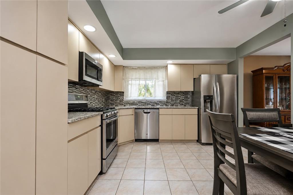 139 Lamoka Avenue Property Photo 17