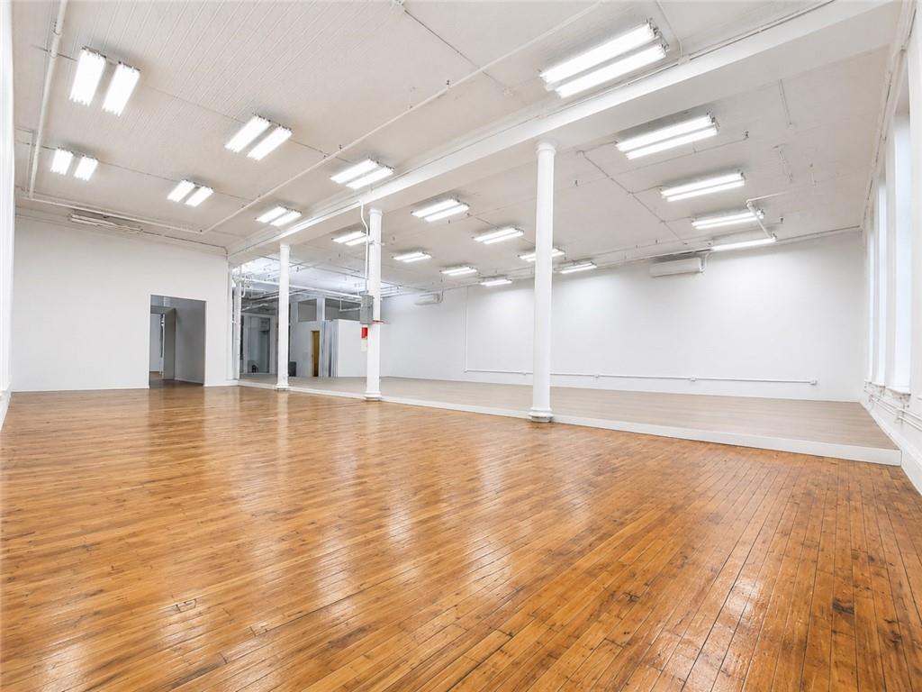 424 Broadway 3 Property Photo 5