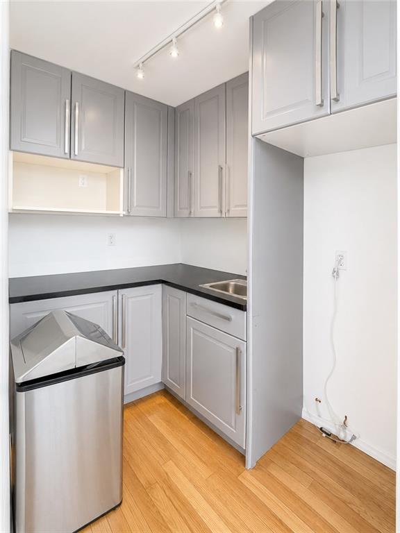 424 Broadway 3 Property Photo 7
