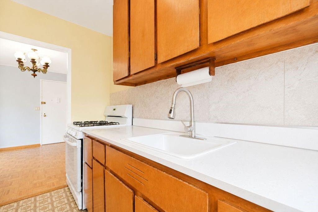 2944 West 5th Street 22f Property Photo 17