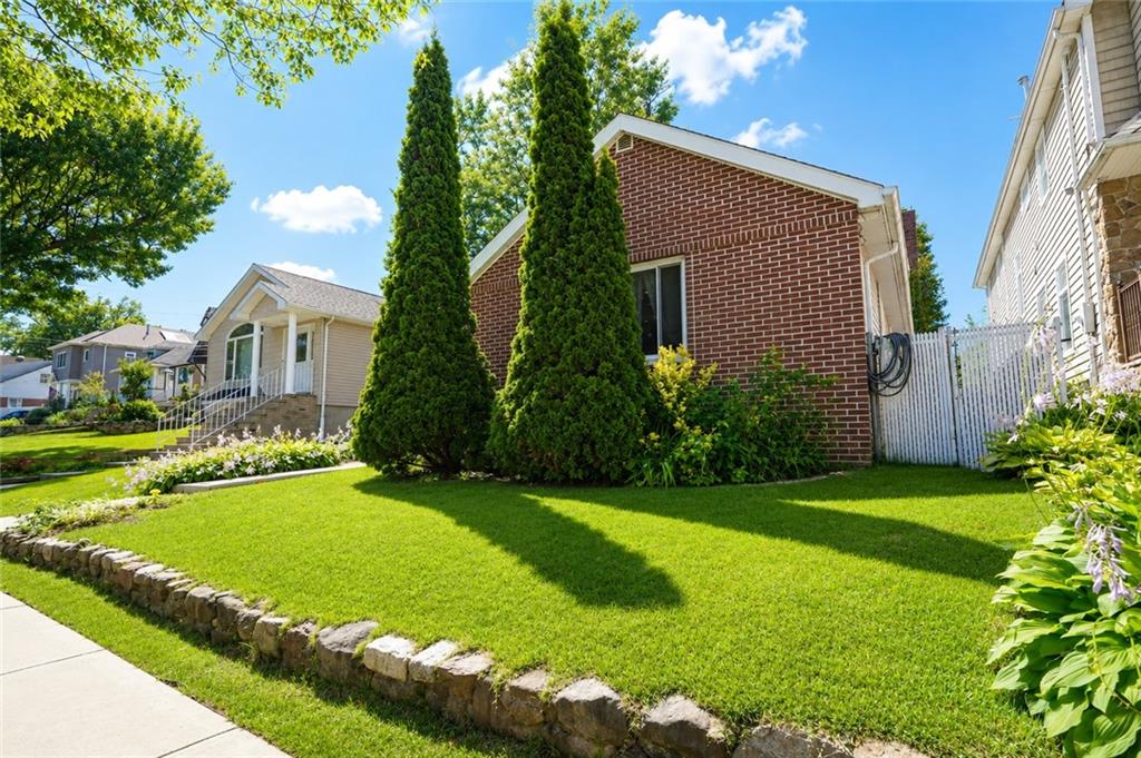 97 Hillcrest Street Property Photo 3