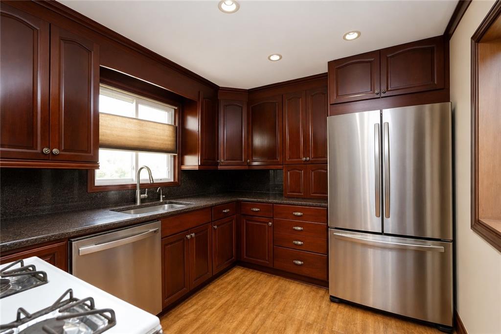 97 Hillcrest Street Property Photo 13
