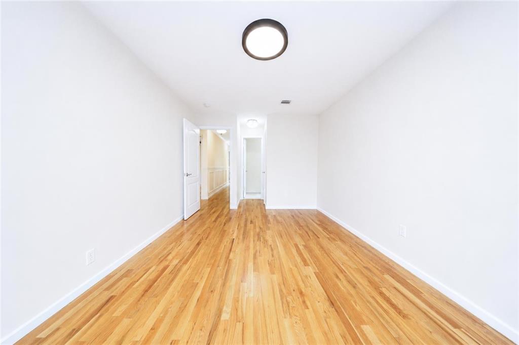 29 Summit Place Property Photo 30