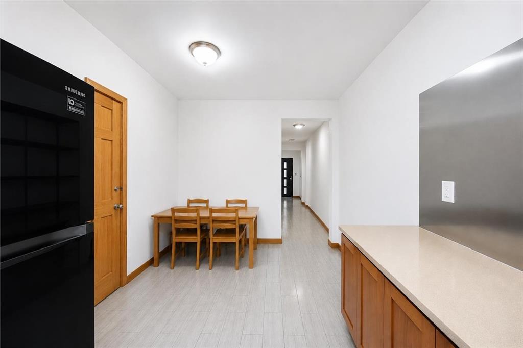1669 Coleman Street Property Photo 6