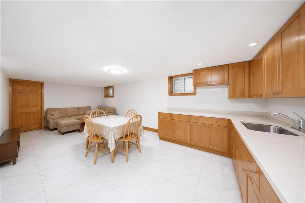 1669 Coleman Street Property Photo 16