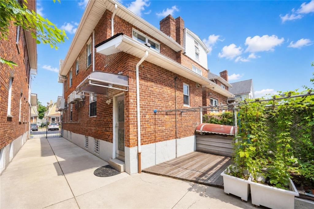 1669 Coleman Street Property Photo 22