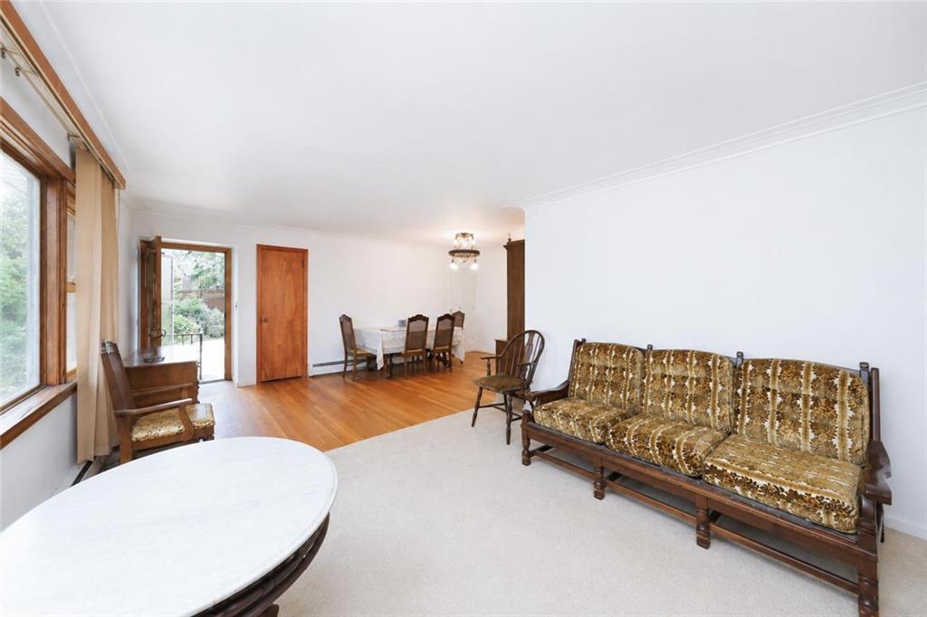 148 Radcliff Road Property Photo 10