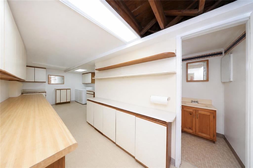 148 Radcliff Road Property Photo 12