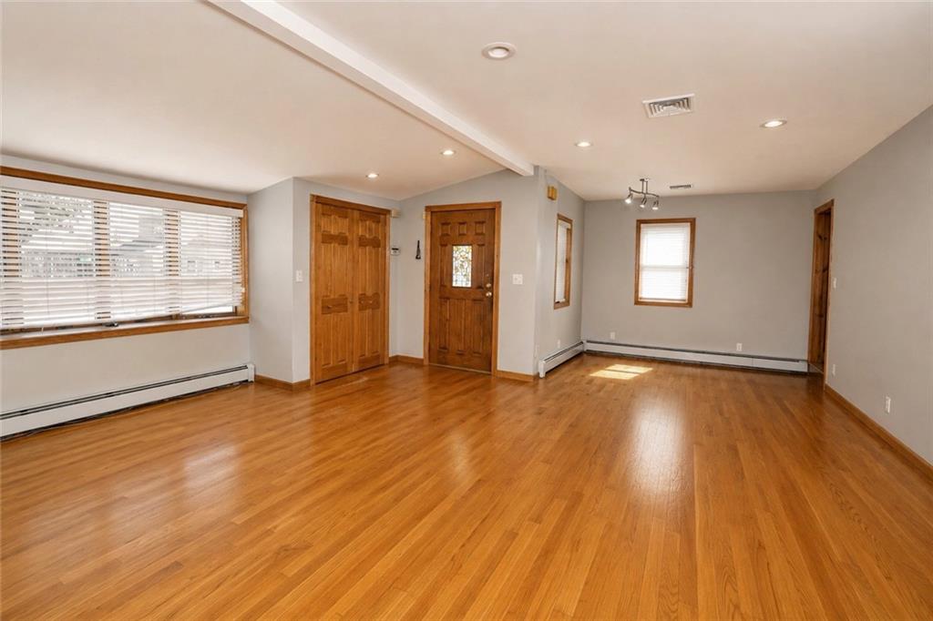 63 Seba Avenue Property Photo 4