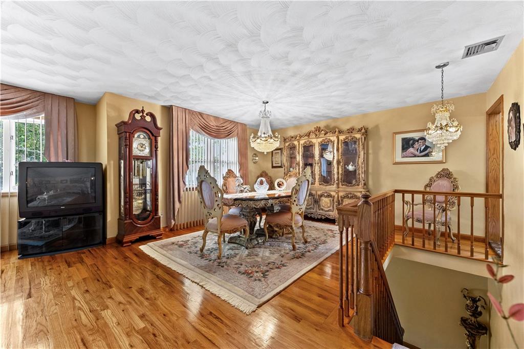 140 Merrymount Street Property Photo 4