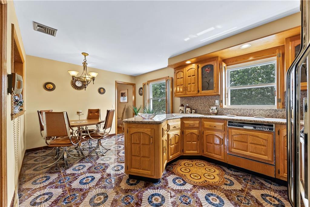 140 Merrymount Street Property Photo 7