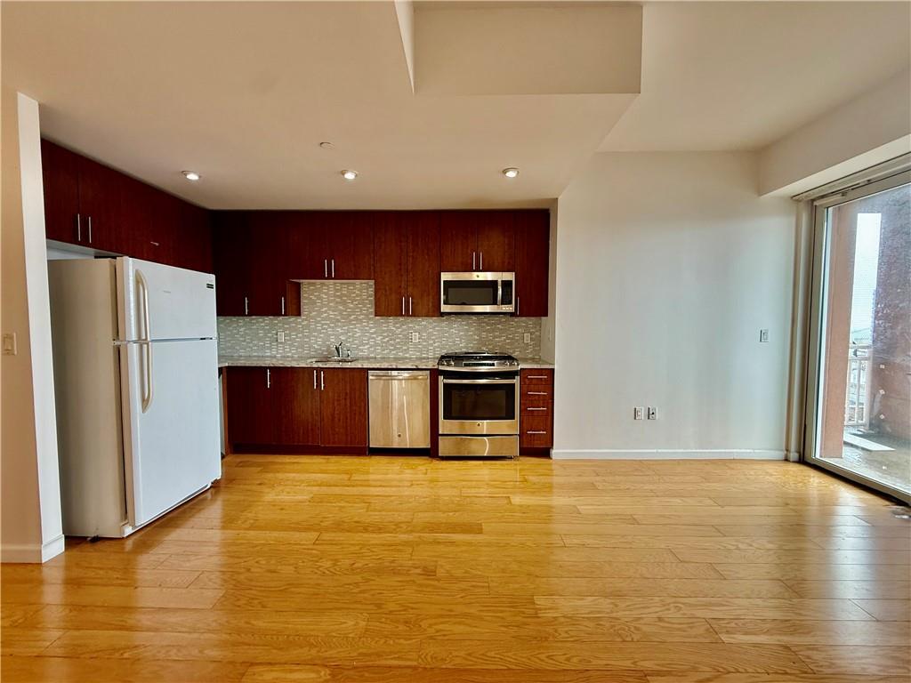 50 Oceana Dr West 10f Property Photo 18
