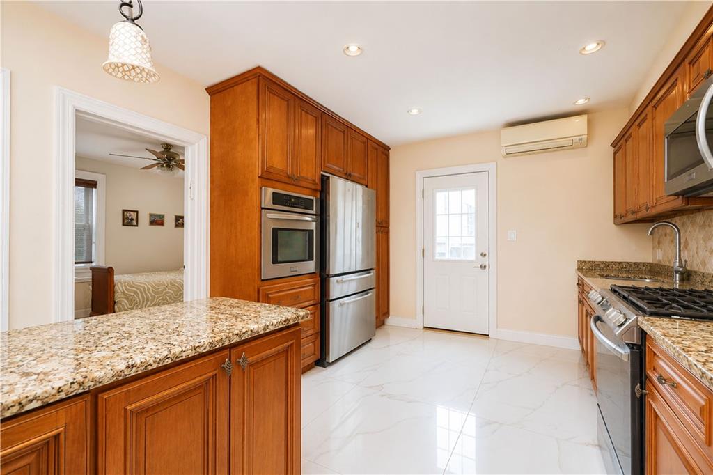 2529 West Street Property Photo 10