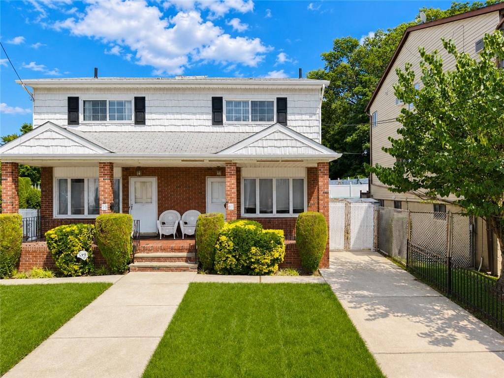 61 Ebony Street Property Photo 1