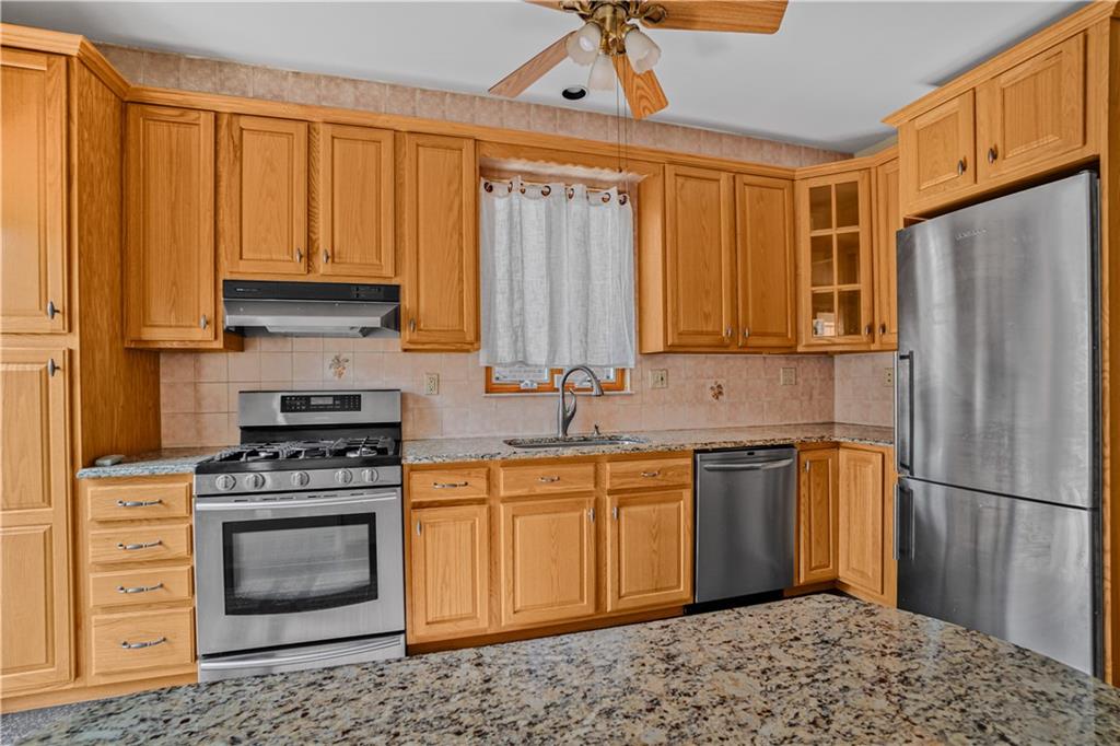 1844 West 11th Street Property Photo 11