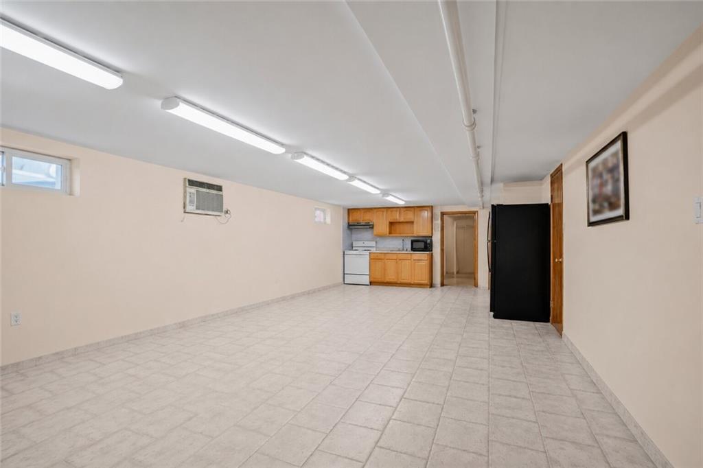 1844 West 11th Street Property Photo 20