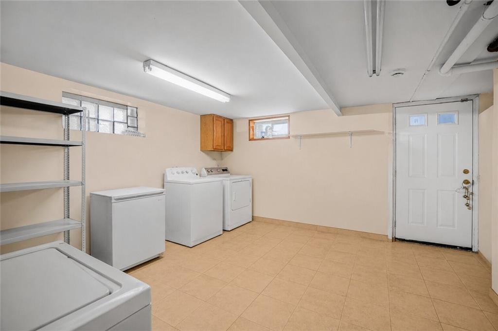1844 West 11th Street Property Photo 21