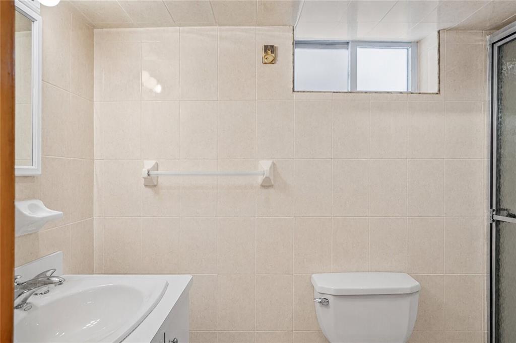 1844 West 11th Street Property Photo 22