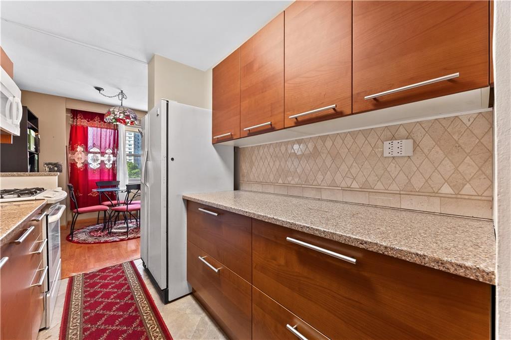 458 Neptune Avenue 6t Property Photo 5
